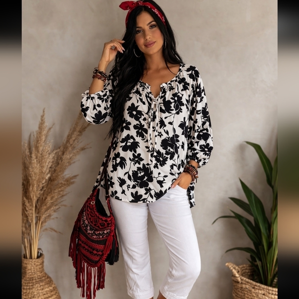 Bohemian Floral Black and White Women's Blouse Top Sz 2X